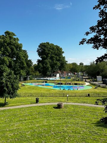 Riverside Park and Pools on a sunny day in Wallingford